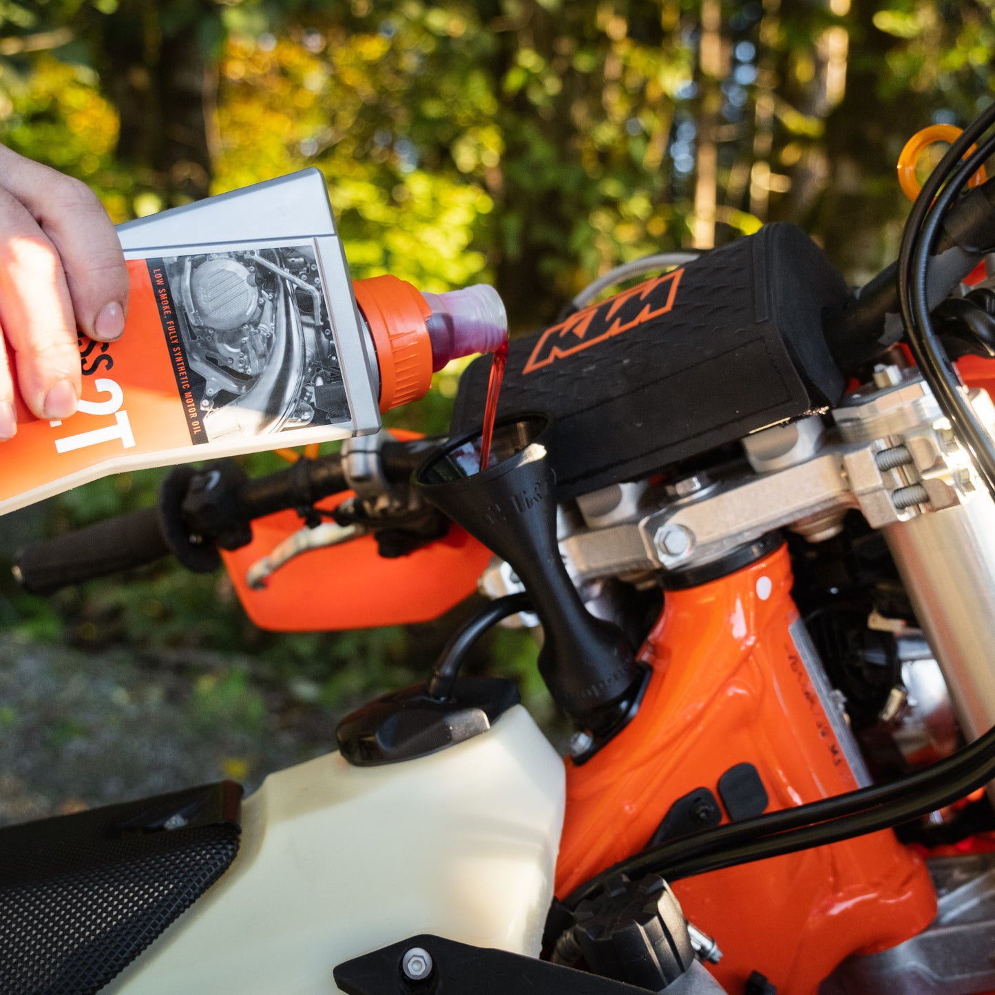 2-stroke Oil Funnel for KTM / Husqvarna / Gas Gas